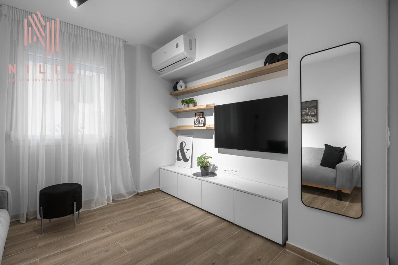 Harmony Suite, Nilie Hospitality Mgmt Thessaloniki Buitenkant foto